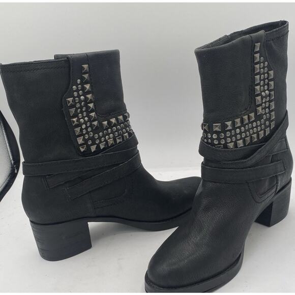 Women's Vince Camuto Leather Boots Sz 7.5 Studded Black Mid Calf Booties GREAT!! - Picture 1 of 8
